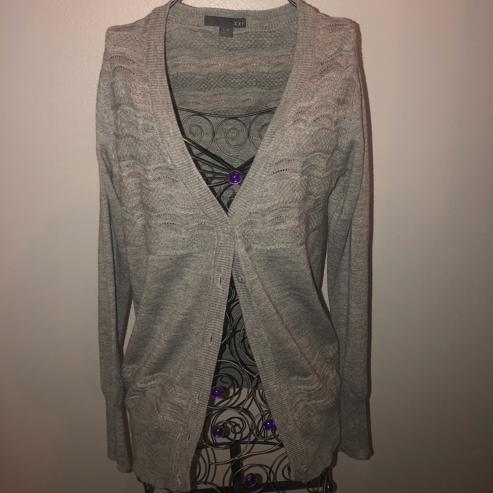 🎁Forever 21 knit sweater size Large🎁